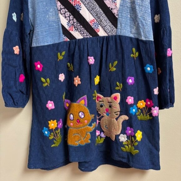 Mira Closet Womens Embroidered Lagenlook Tunic Top Artsy Size *L Cat Dog Flowers - Picture 3 of 9